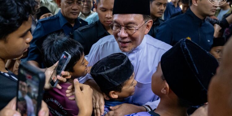 Tenaga negara dijamin cukup